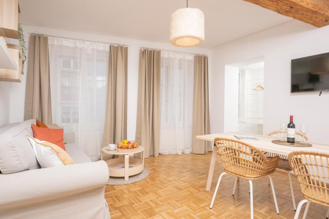 Zum Grazer Uhrturm Apartment Exterior photo